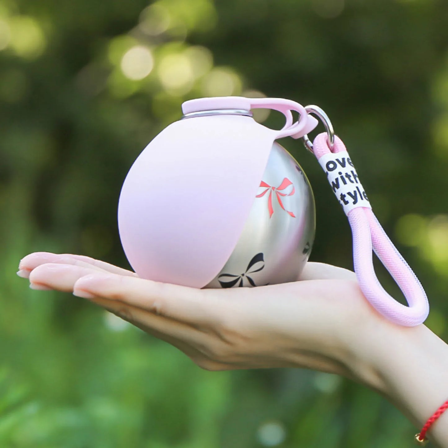 Two In One Dog Water Bottle With Foldable Silicone Bowl